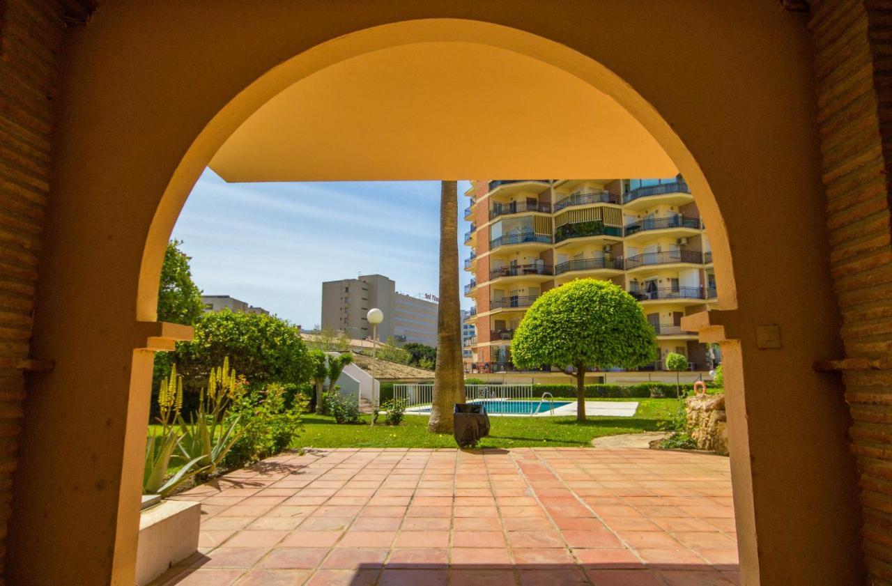 Erisa 68 by IVI Real Estate Torremolinos Exterior foto
