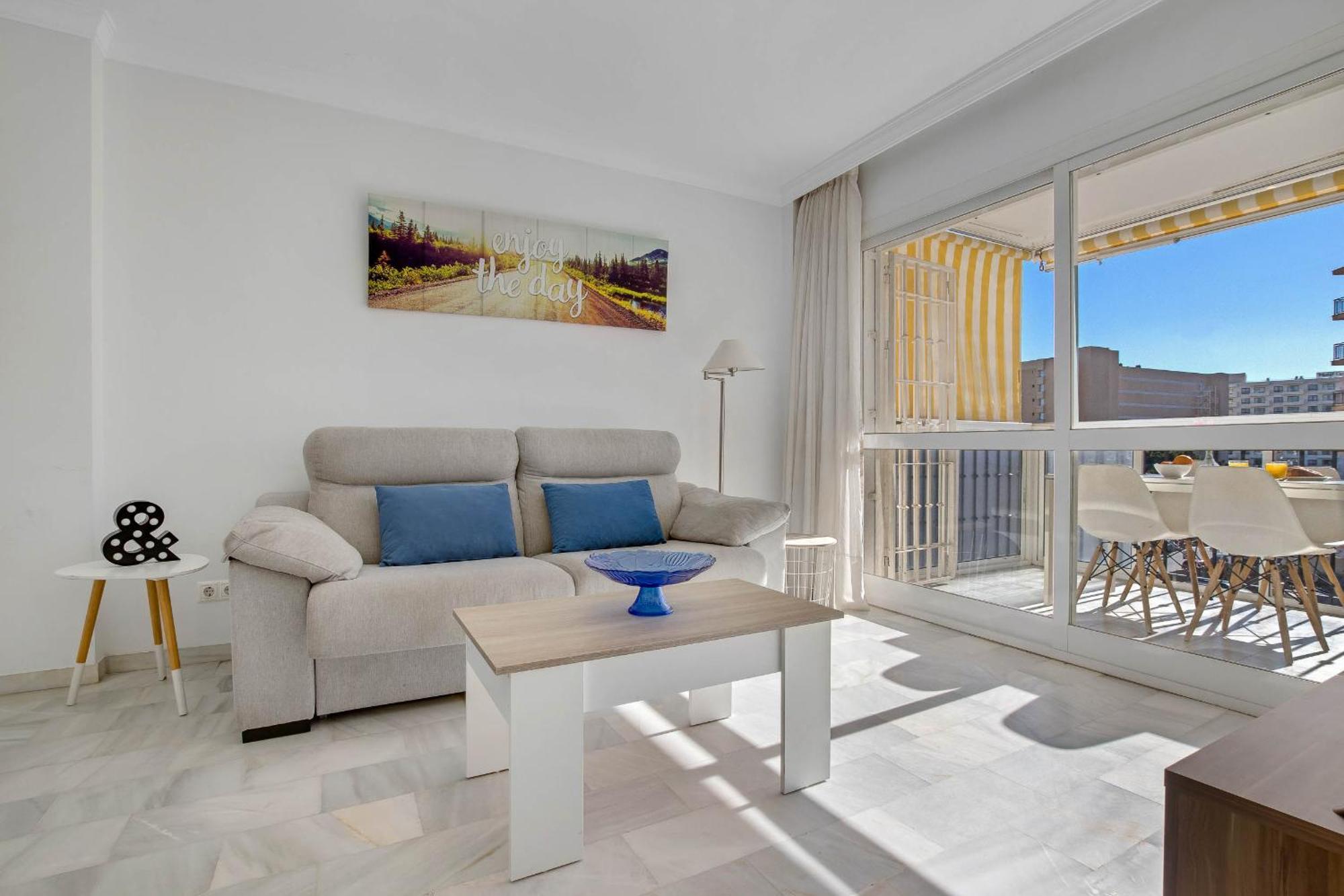Erisa 68 by IVI Real Estate Torremolinos Exterior foto